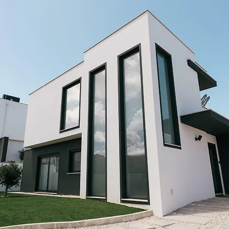 Obidos House With Private Pool Villa
